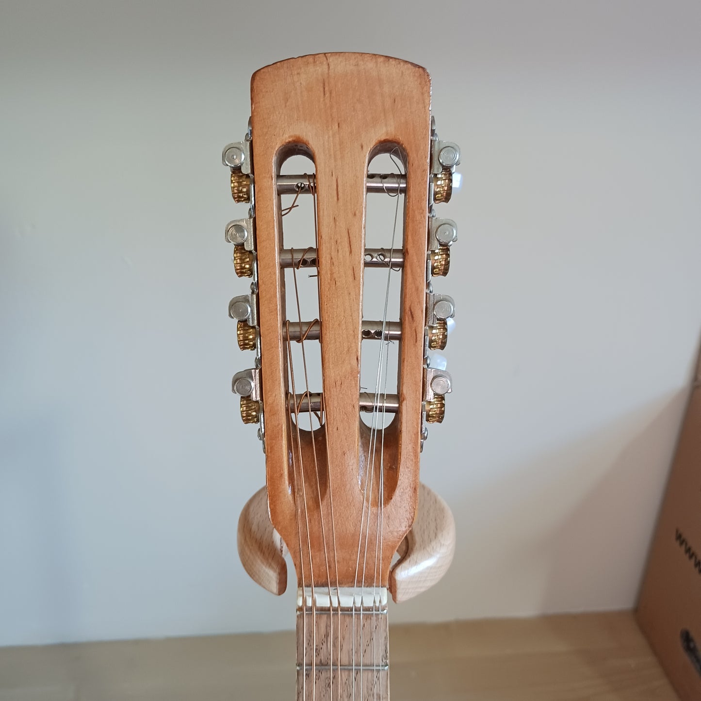 Bowlback Vintage Mandolin, Restored by Davis Hynds (PREOWNED)