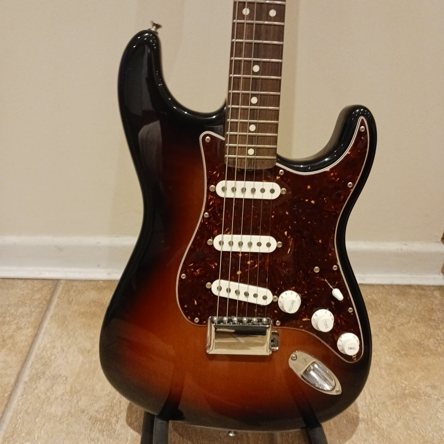 Fender John Mayer Stratocaster in Sunburst electric guitar(PREOWNED)